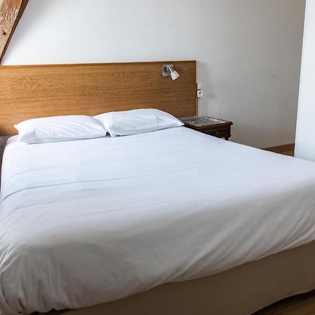 Hotel Le Relais Des Templiers Beaugency Exterior foto